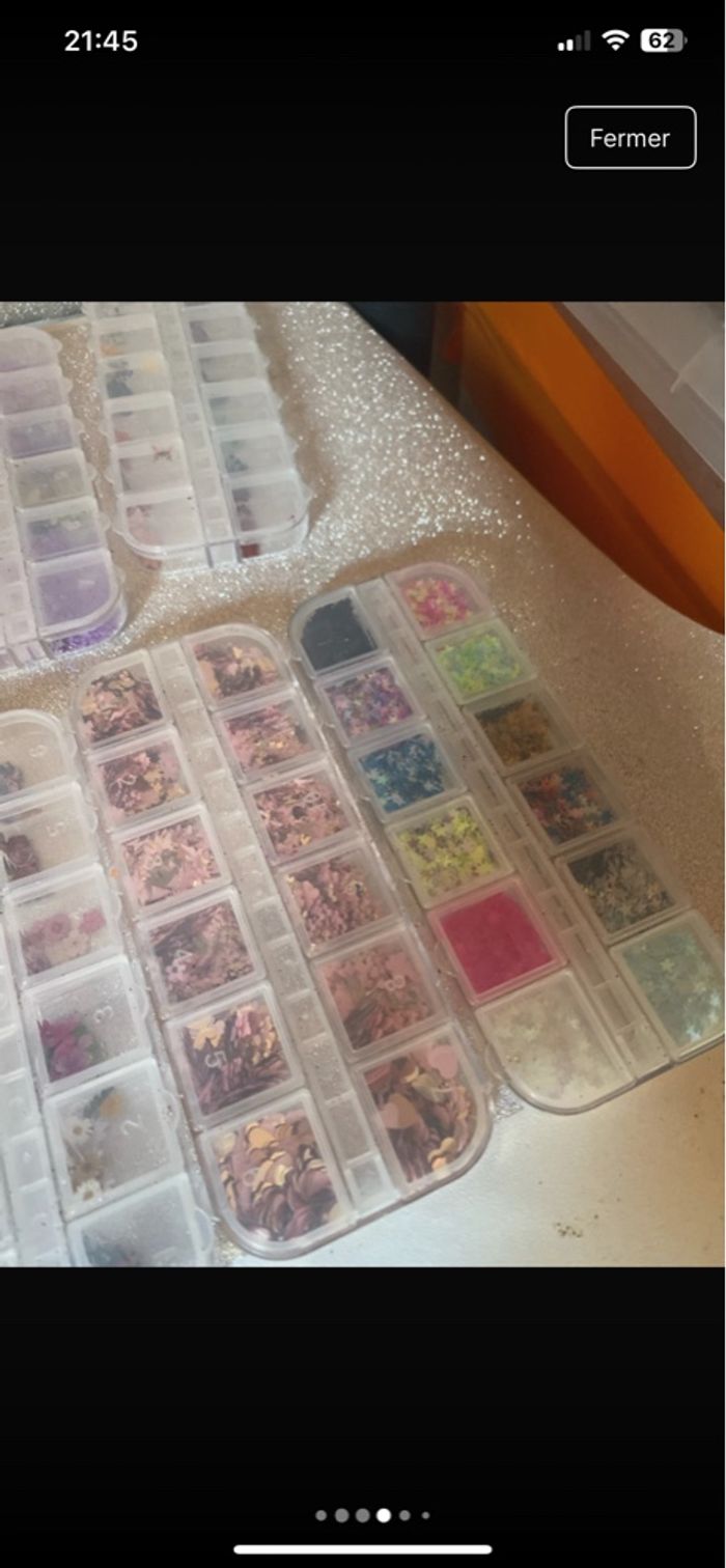 Lot pailette et strass - photo numéro 3