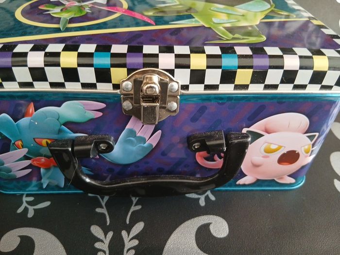 📌  Pokémon - Valise rentrée et Plumier Dracaufeu avec emballage - Lot 2 boîtes collector - photo numéro 10