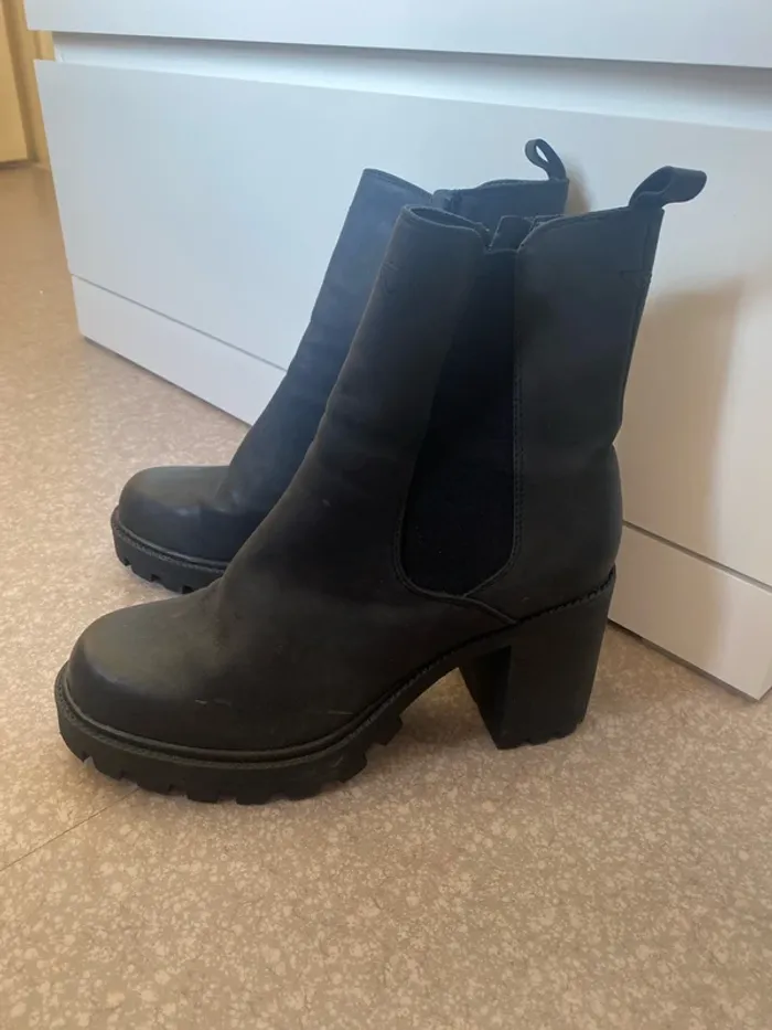 Bottines à talons - photo numéro 2
