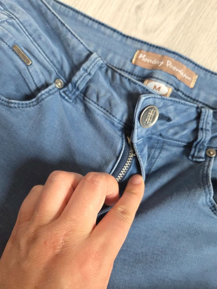 Jean slim bleu foncé monday premium - taille m - photo numéro 3