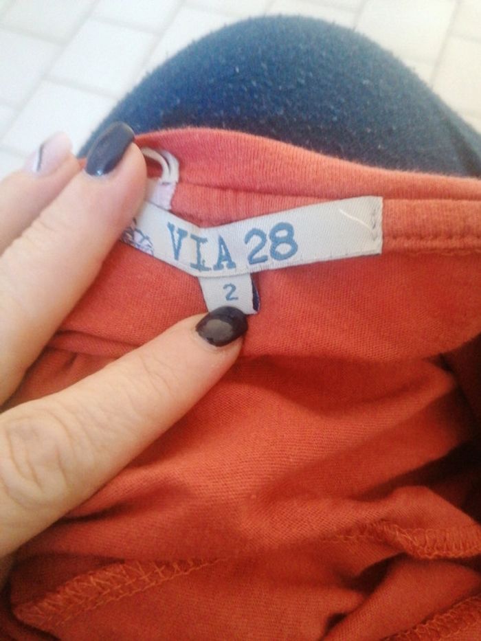 Haut manche longue taille 2 - photo numéro 2