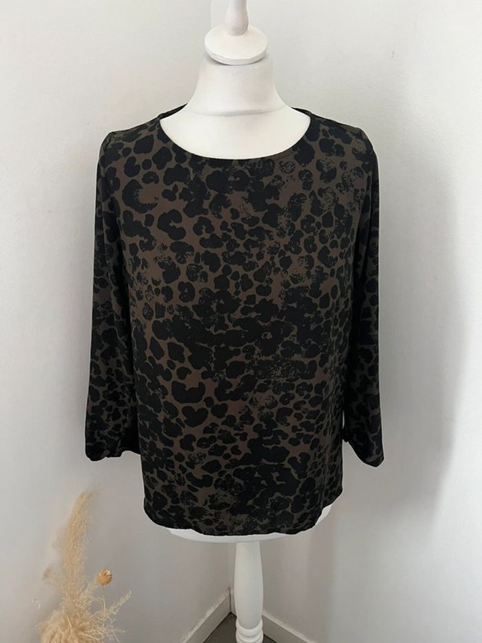 Blouse motif léopard camaïeu M comme neuve
