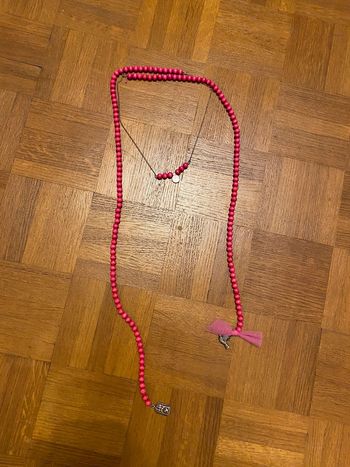 Collier perles rose