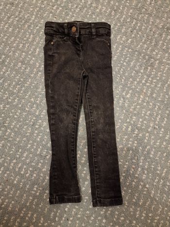 Jeans tape a l'œil 3 ans