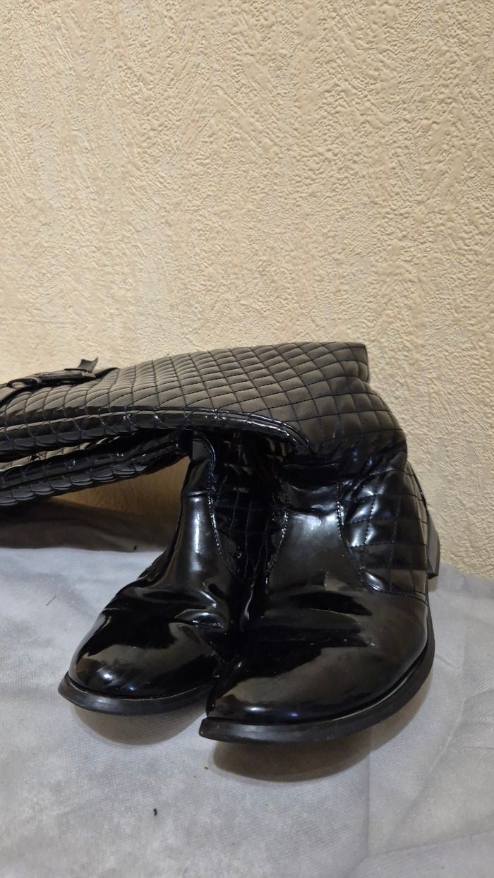 Bottes vernies femme, matelassée, taille 39 - photo numéro 2
