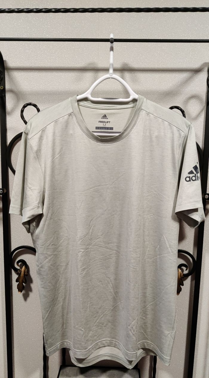 T-shirt Adidas