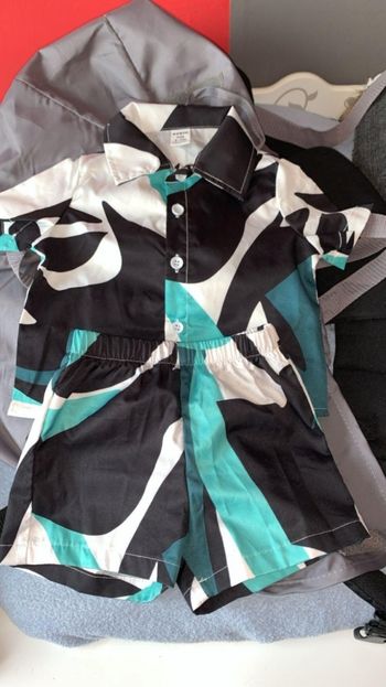 Ensemble et salopette