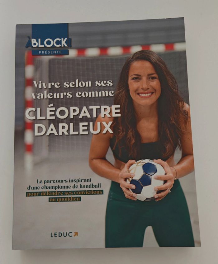 Vivre selon ses valeurs – Cléopâtre Darleux | Développement personnel & valeurs, état neuf