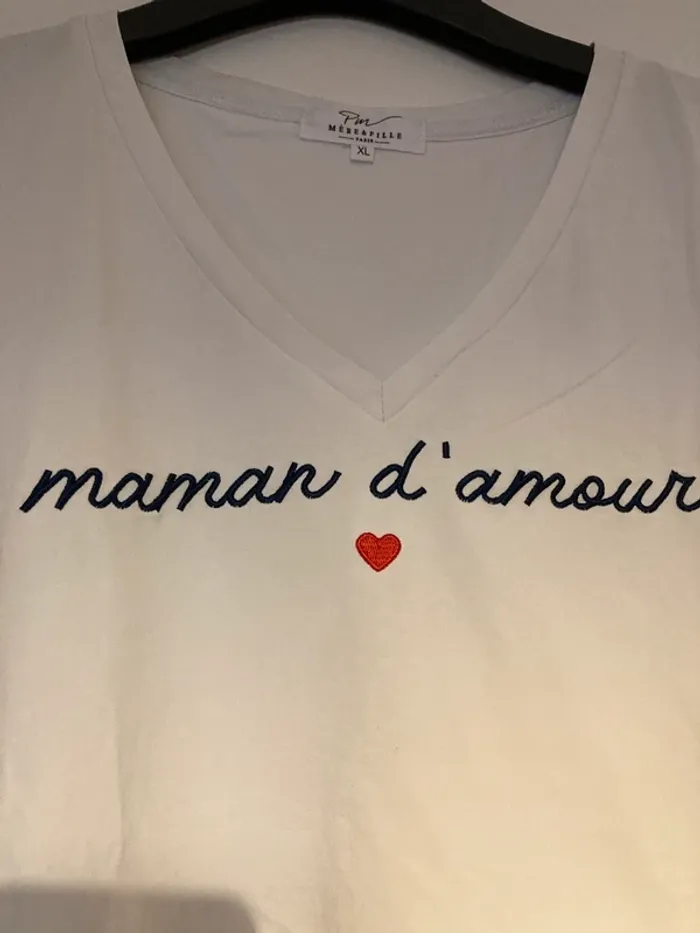 T-shirt Maman d’amour brodé avec coeur taille XL - photo numéro 2