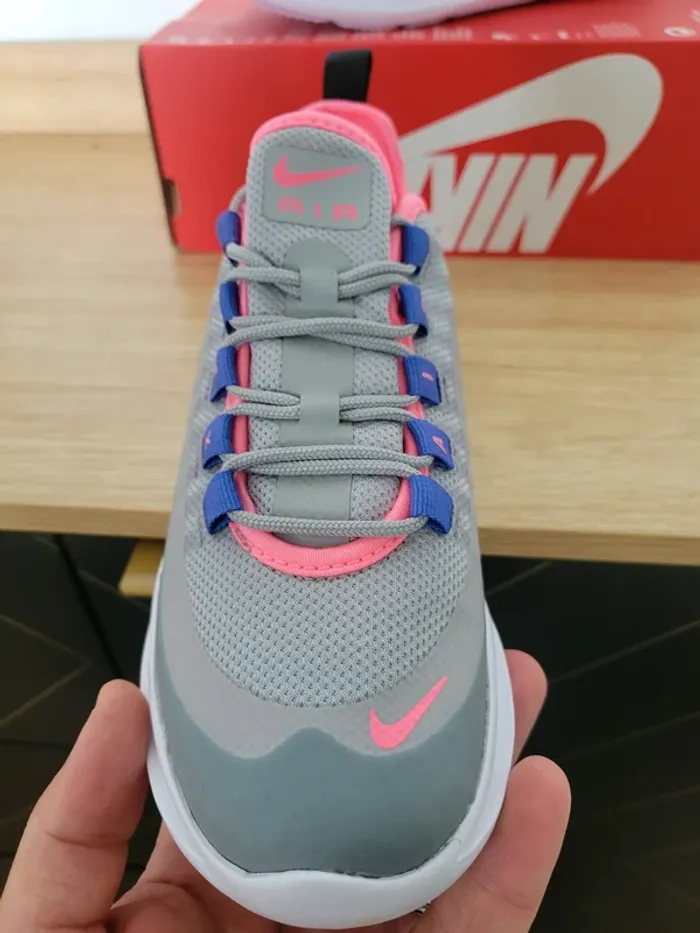 Nike Air Max Axis GS T36,5 100% Authentique - photo numéro 15