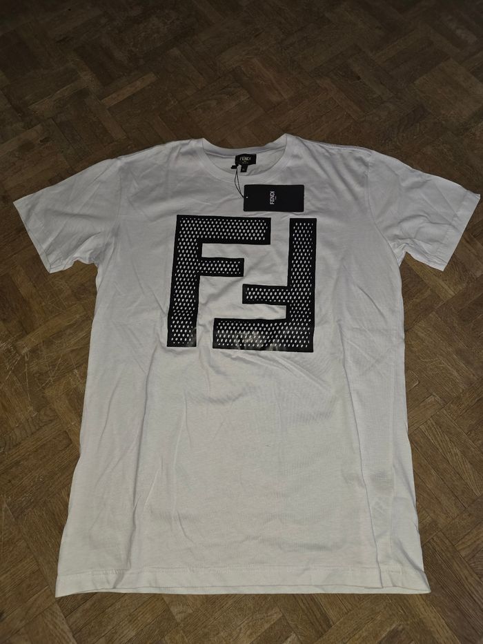 T-shirt Fendi - photo numéro 2