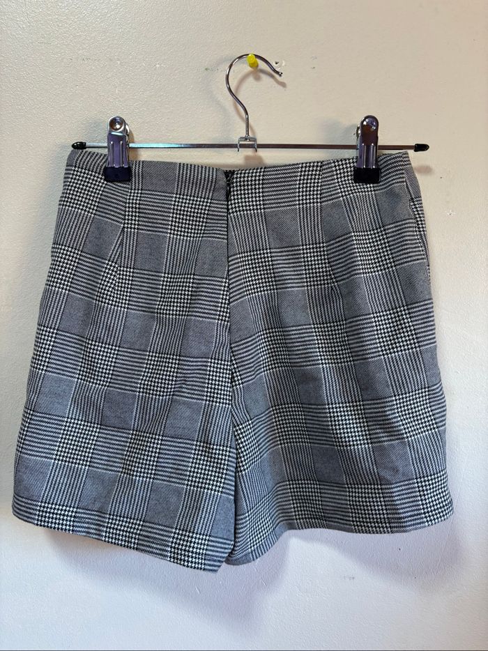 Jupe short fille taille 134 - photo numéro 2