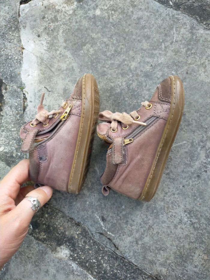 Chaussures en cuir taille 22 - photo numéro 4