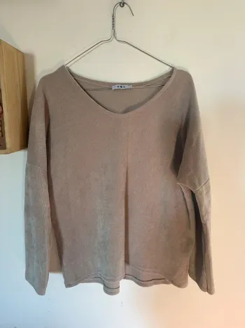 Pull Femme beige côtelé over size taille L