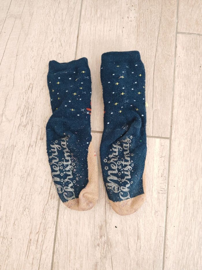 Une paire de chaussettes de Noël rennes - photo numéro 2