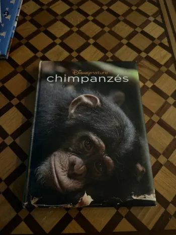 Livre Disneynature Chimpanzés