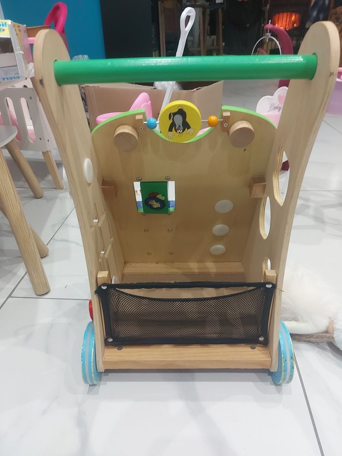 Pousse pousse en bois - photo numéro 2