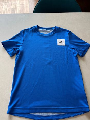 TEE shirt Adidas