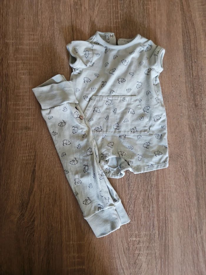 Ensemble combi + leeging taille 3 mois 🌸