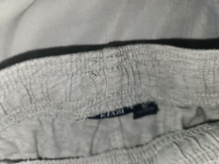 Short gris taille 5 ans - photo numéro 2