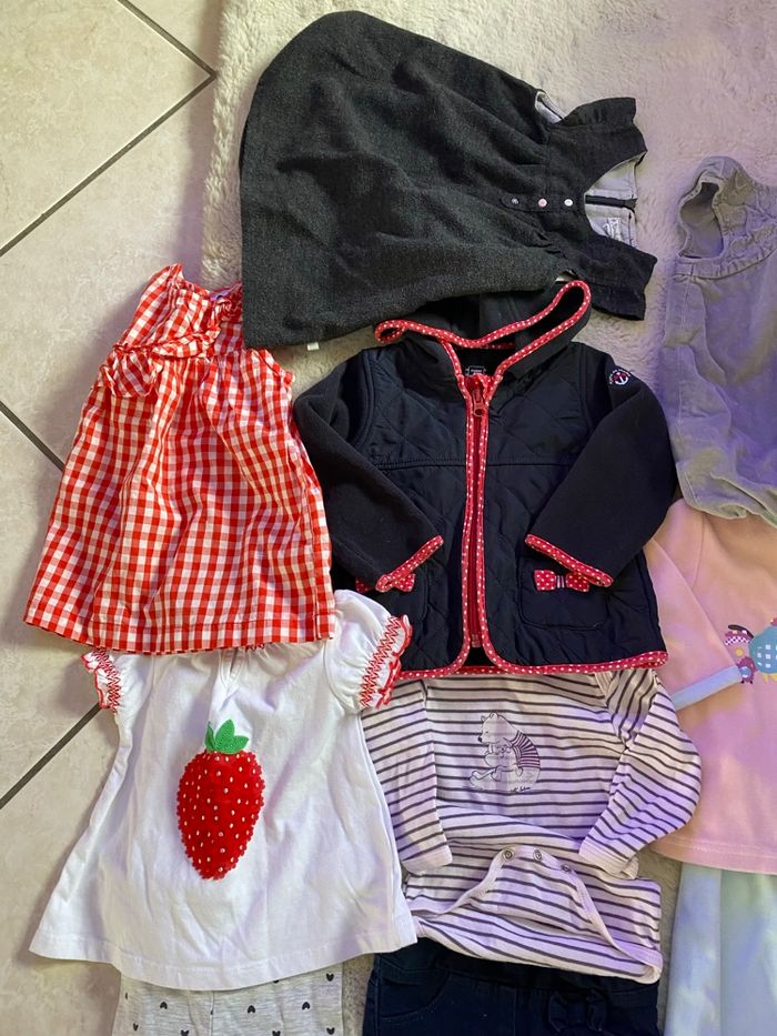 Lot de vêtements 12 mois - photo numéro 2