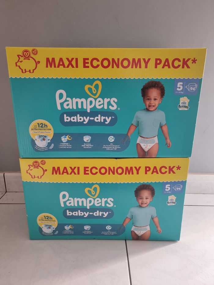 Couches taille 5 pampers baby dry