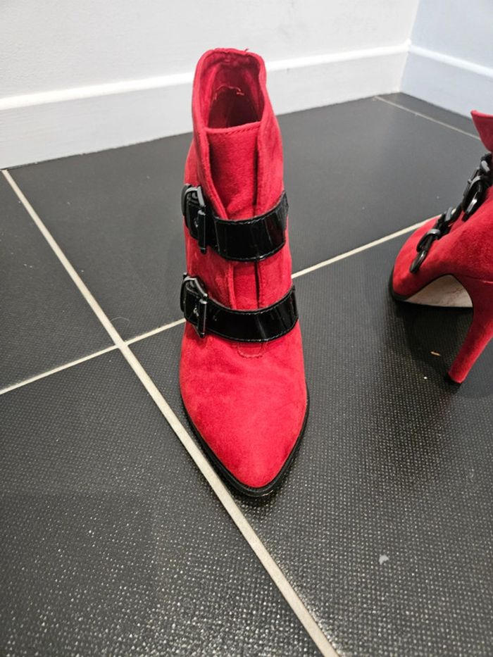 Bottines rouge talon aiguille - photo numéro 3