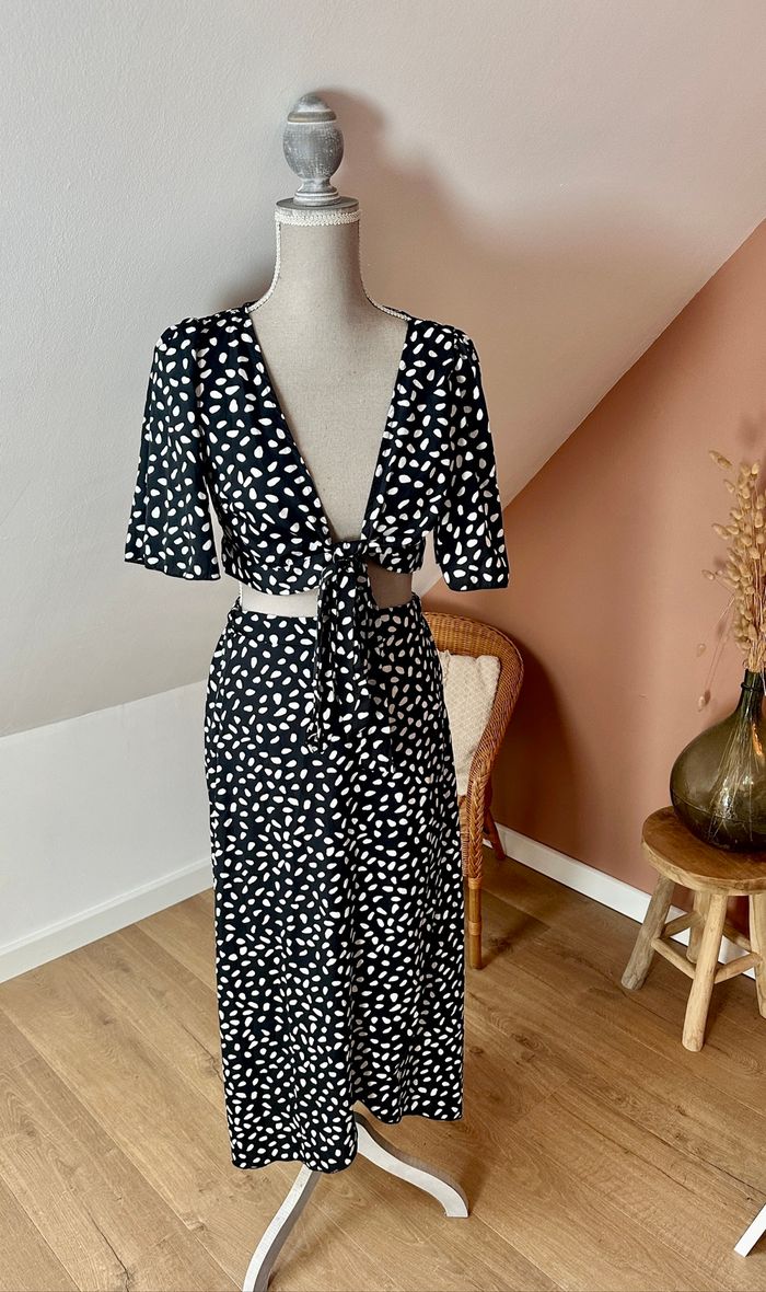 💜 Ensemble boléro & jupe blanc & noir à pois shein taille S 💜 - photo numéro 2