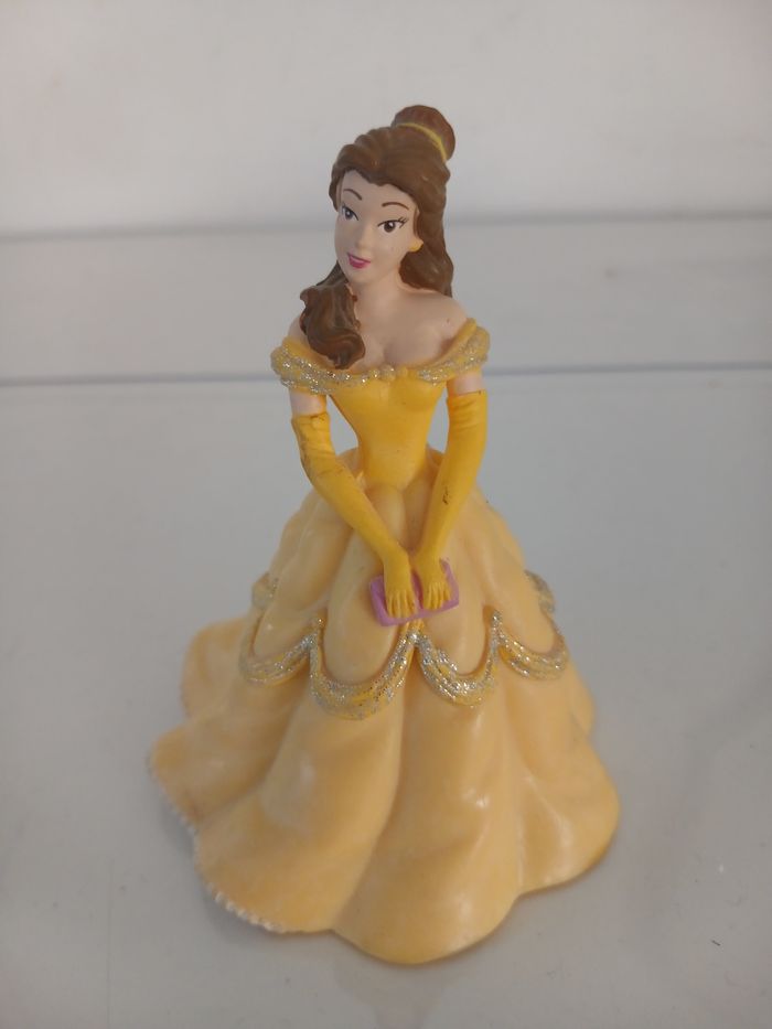 Lot de 2 figurines Princesses Disney (Belle et Cendrillon) - photo numéro 5