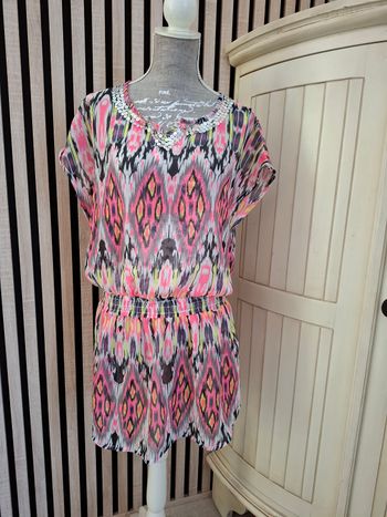 Robe d été  voile fluide multicolore 8/9ans 134 cm