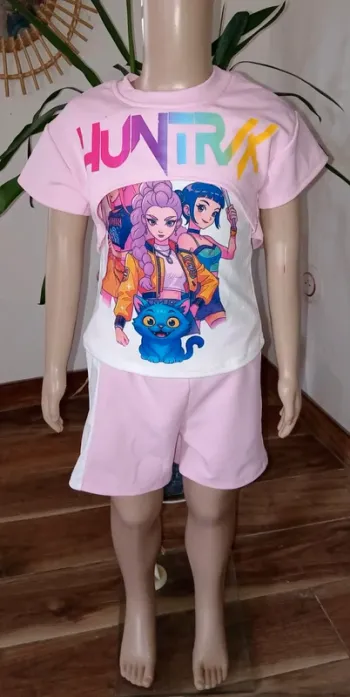 Ensemble K-pop démon hunters taille 10 ans