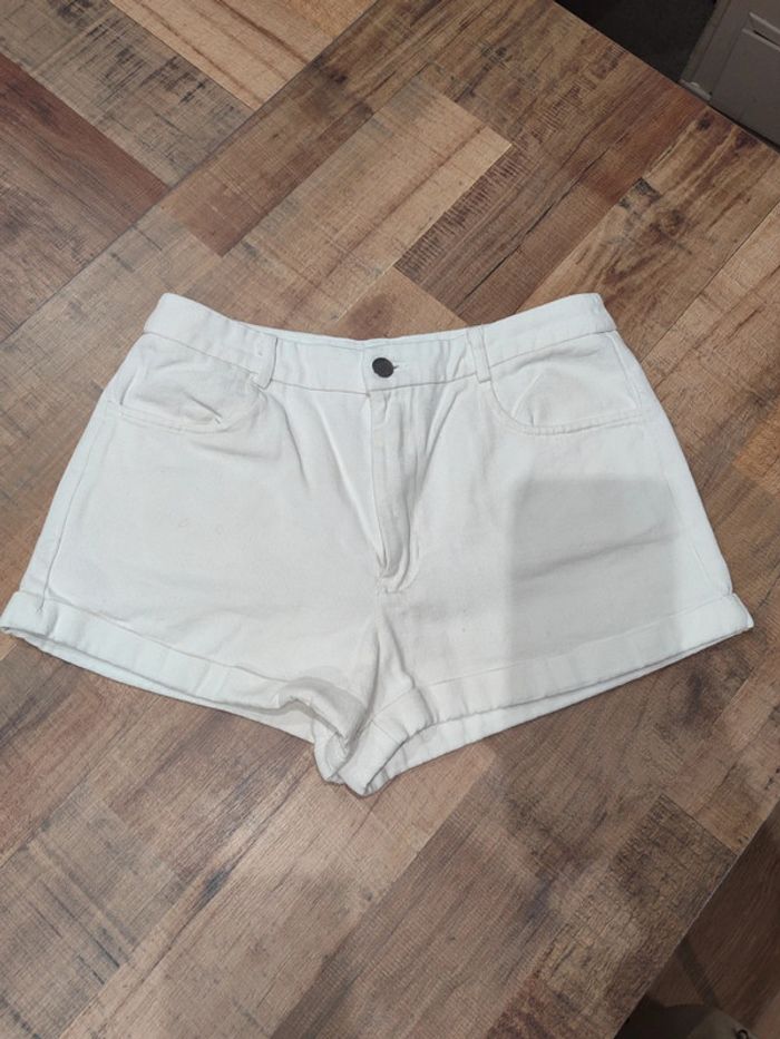 Short blanc Shein Taille 36