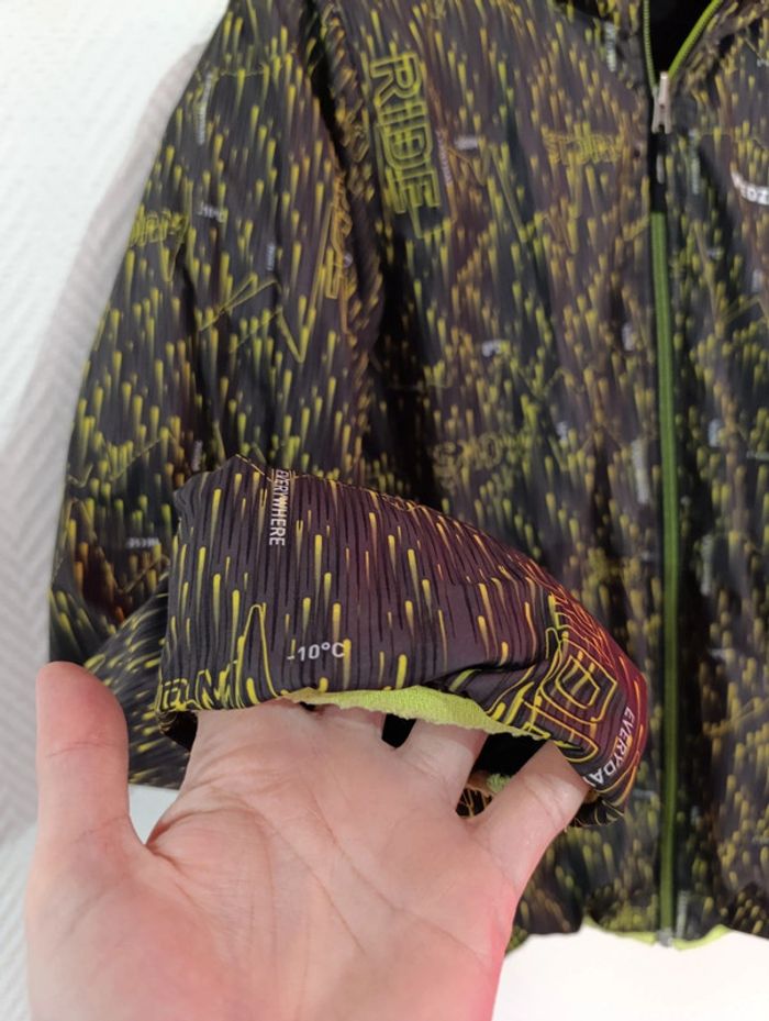 Doudoune réversible noir et verte wedze taille 14 ans - photo numéro 2