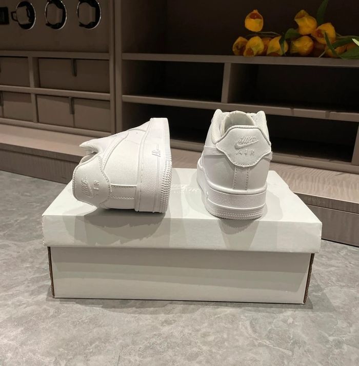 Nike Air force one
38.5 - photo numéro 4