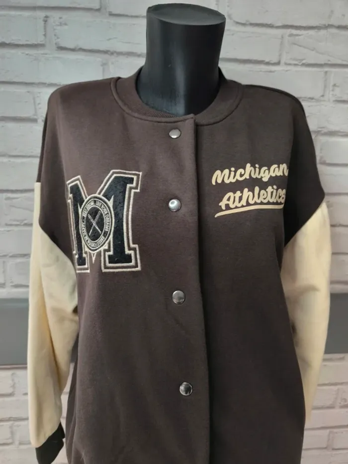 D4647 Veste a pressions femme taille M