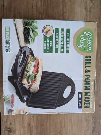 Appareil a panini et grill électrique Neuf 