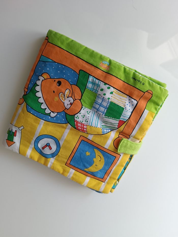 Livre en tissu La journée de Teddy - photo numéro 2