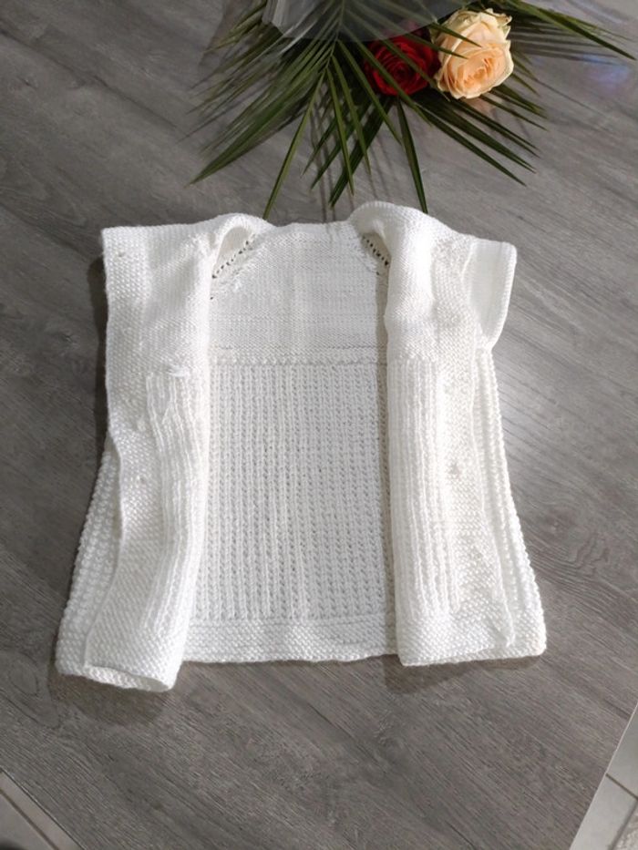 Gilet en laine 100 % manche courte – Blanc – Manches courtes – 80 cm – Boutons - photo numéro 4