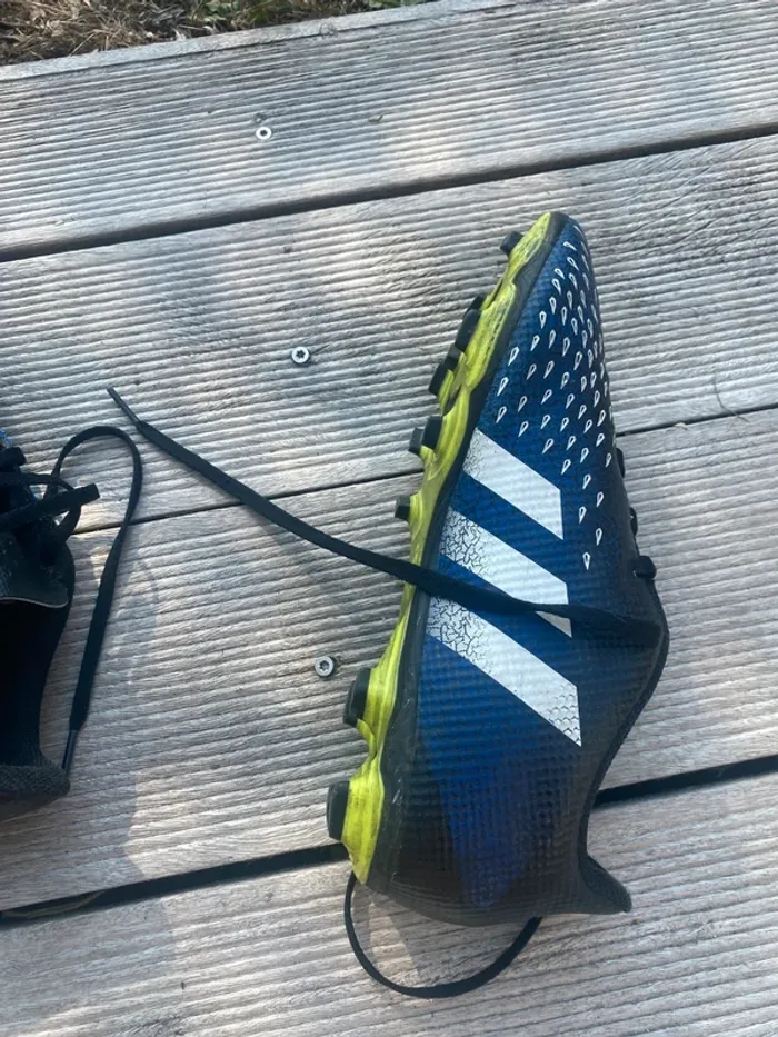 Chaussure de foot adidas taille 38 - photo numéro 3