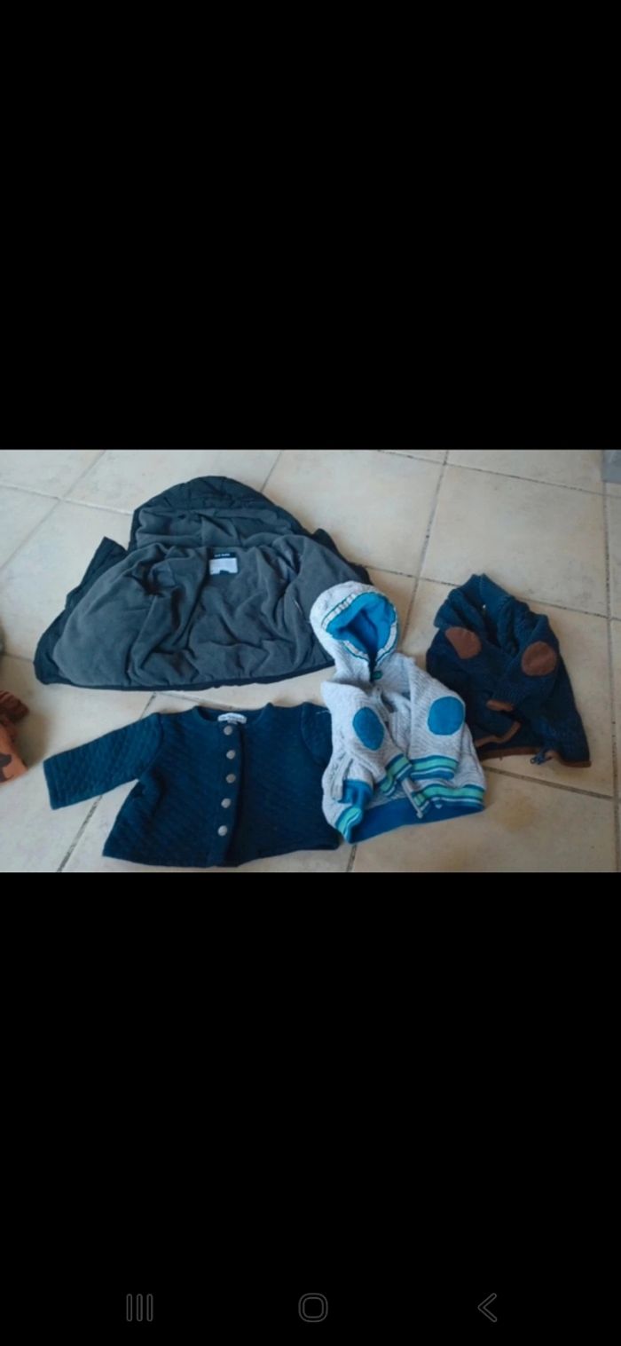 Lot vêtements 6 mois - photo numéro 5