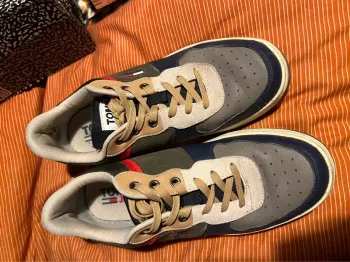 Basket Tommy Hilfiger officiel 2025 édition limité rare