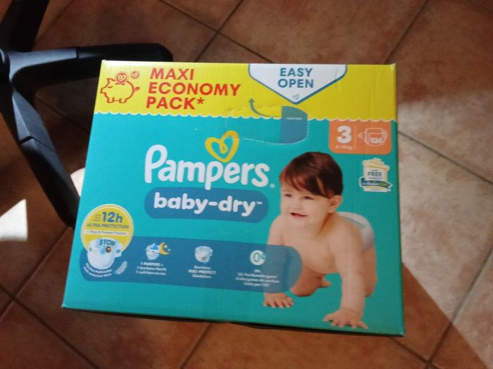 Paquet de couches Pampers T3. 6/10kg - photo numéro 6