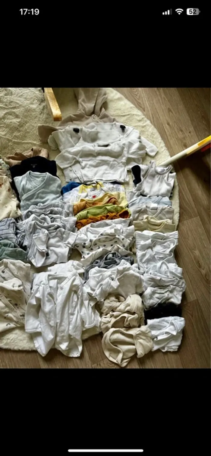 Lot vêtement bébé 36 pièces