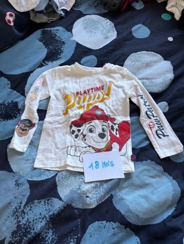Lot de 5 T-shirt, taille 18 mois. - photo numéro 4