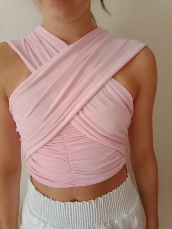 Top court rose Zara