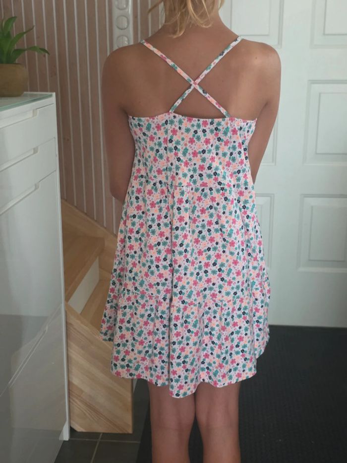 Robe d'été légère - photo numéro 4