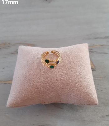 Bague dorée et vert