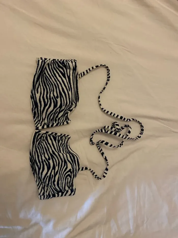 Haut de bikini