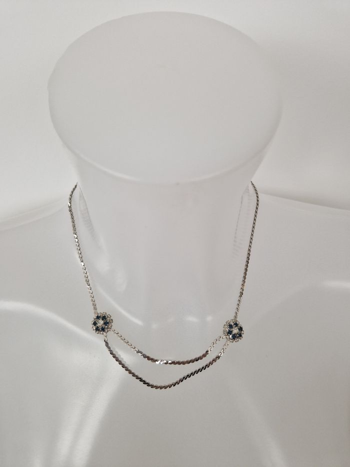 Collier argenté avec pierres couleur saphir - photo numéro 2