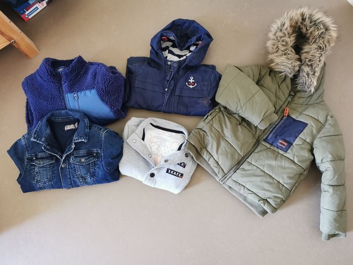 Lot vêtements garçon taille 5 ans - photo numéro 5